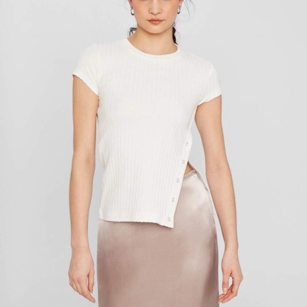 CLUB MONACO Side Snap Ribbed Top - size m